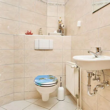 Strandvillen - Wald & *