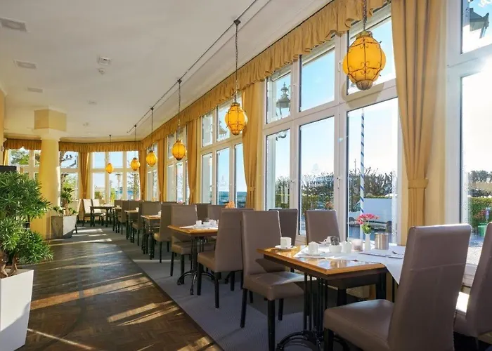 Strandvillen - Wald & * צינוביץ