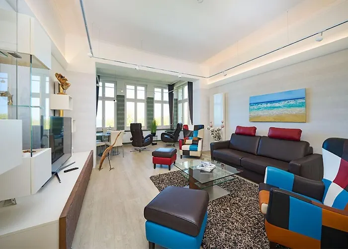 Strandvillen - Wald & *