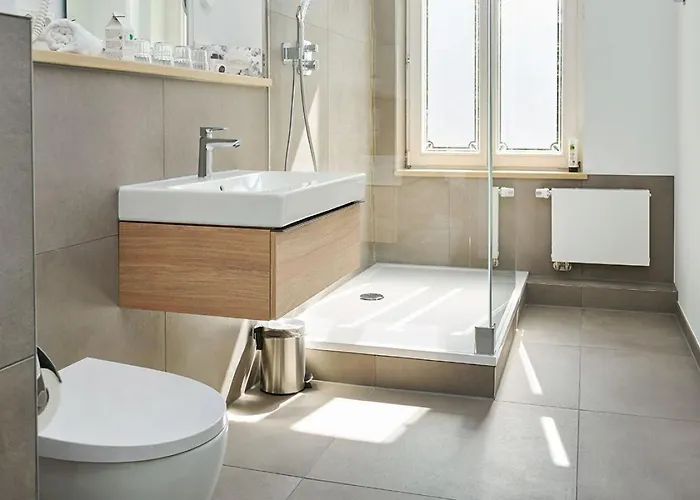 Strandvillen - Wald & *