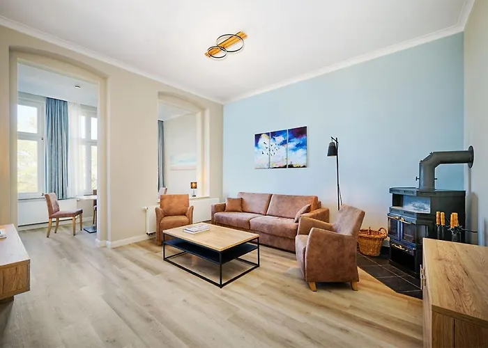 Strandvillen - Wald & * צינוביץ