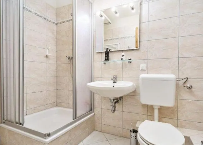 Strandvillen - Wald & דירה צינוביץ